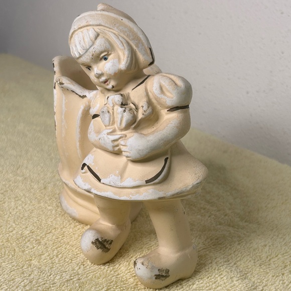 Vintage Gnome Cottage Girl with big Flower Top Beside her Clay Material - Picture 2 of 5